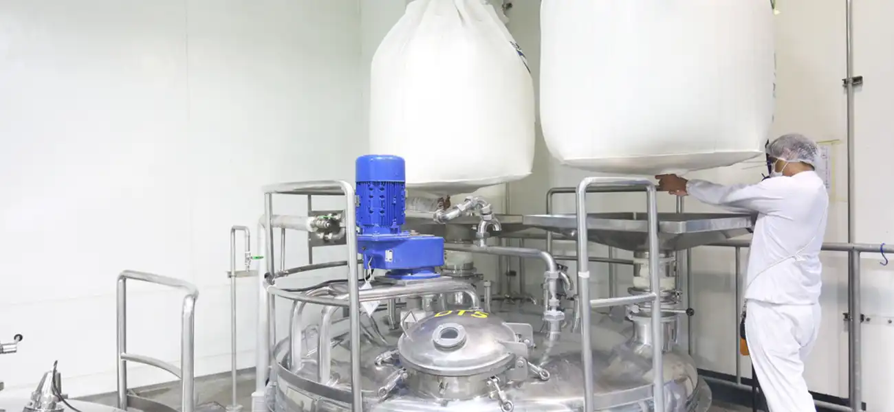 Pabrik Yakult Mojokerto